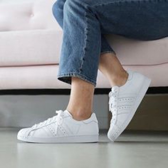 ADIDAS | Superstar Shoes - Picture 3 of 3